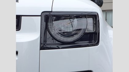Defender 110 4