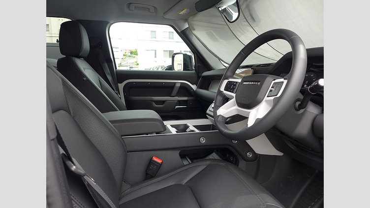 2024 認定中古車 Land Rover Defender 110 フジホワイト D350 ディーゼルマイルドハイブリッド S