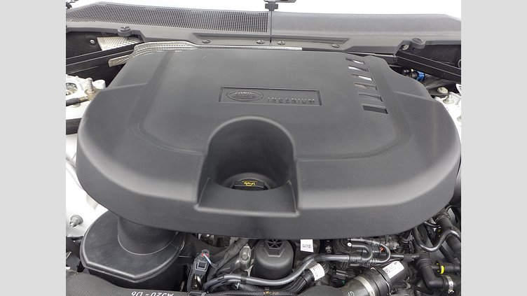 2024 認定中古車 Land Rover Defender 110 フジホワイト D350 ディーゼルマイルドハイブリッド S