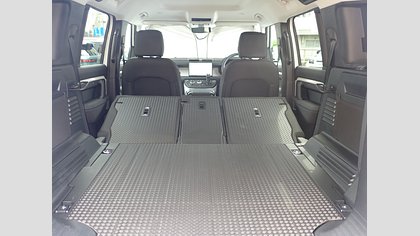 Defender 110 57