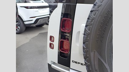 Defender 110 10