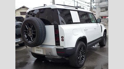 Defender 110 6