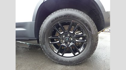 Defender 110 16