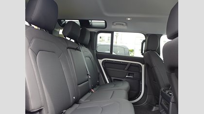 Defender 110 31