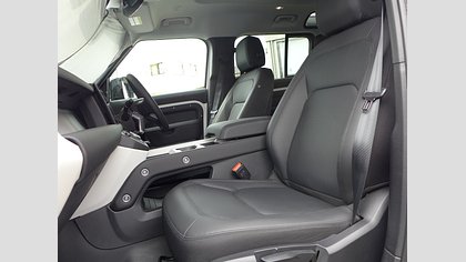 Defender 110 28