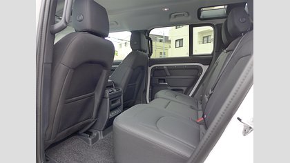 Defender 110 33