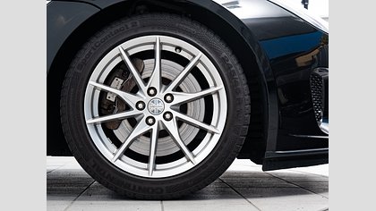 F-Type 8
