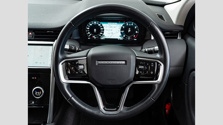 2021 認定中古車 Land Rover Discovery Sport サントリーニブラック P200 AWD（オートマチック） SE　P200　7人乗り