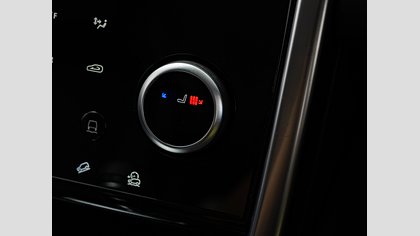 Discovery Sport 12