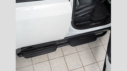 Defender 110 16