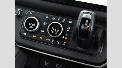 Defender 110 18