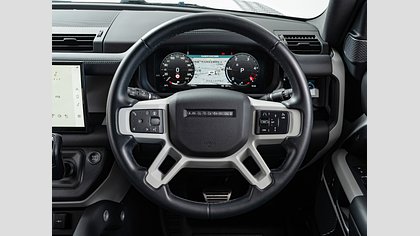 Defender 110 21