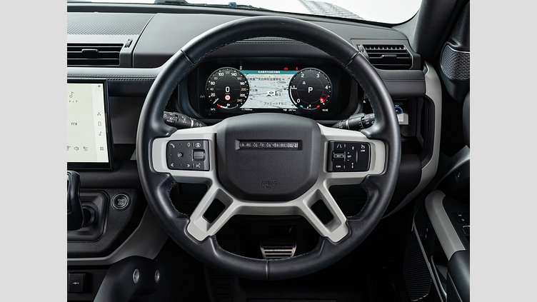 2023 認定中古車 Land Rover Defender 110 フジホワイト D300 AWD（AT） X-DYNAMIC HSE D300 エアサス　5人乗り