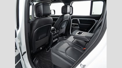 Defender 110 4