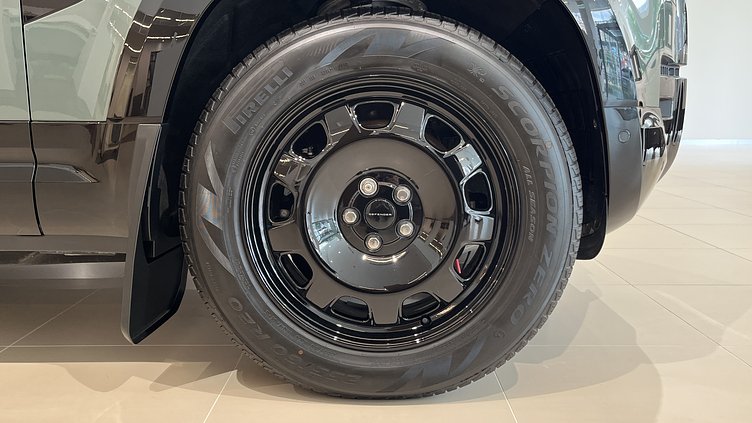 2025 新車 Land Rover Defender 110 (1MX) Keswick Green 凱西克綠 D350  輕油電混合 Trophy Edition in Keswick Green