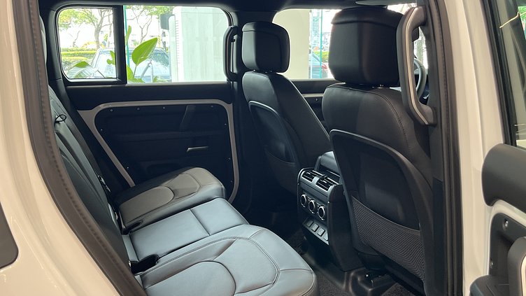 2026 新車 Land Rover Defender 110 (1AA) Fuji White 富士山白 D350  輕油電混合 X-Dynamic HSE