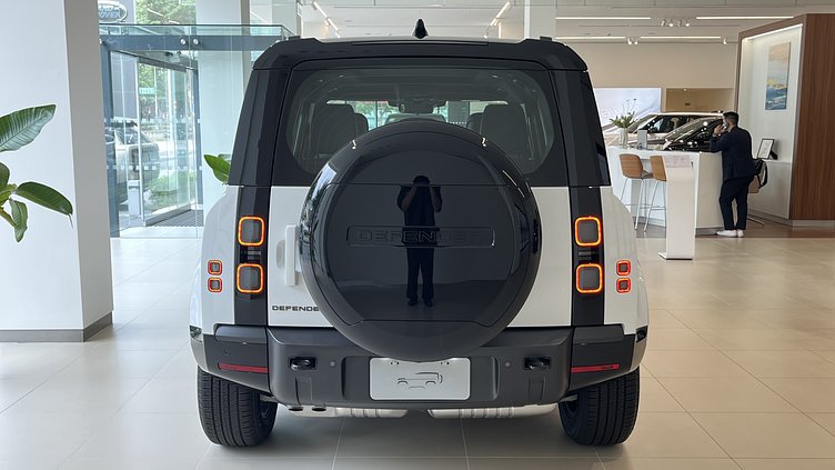 2026 新車 Land Rover Defender 110 (1AA) Fuji White 富士山白 D350  輕油電混合 X-Dynamic HSE