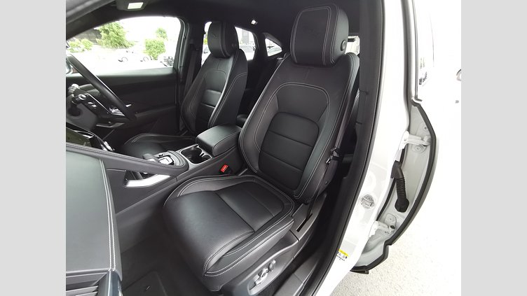 2021 認定中古車 Jaguar E-Pace フジホワイト D200 AWD（オートマチック） R-DYNAMIC SE
