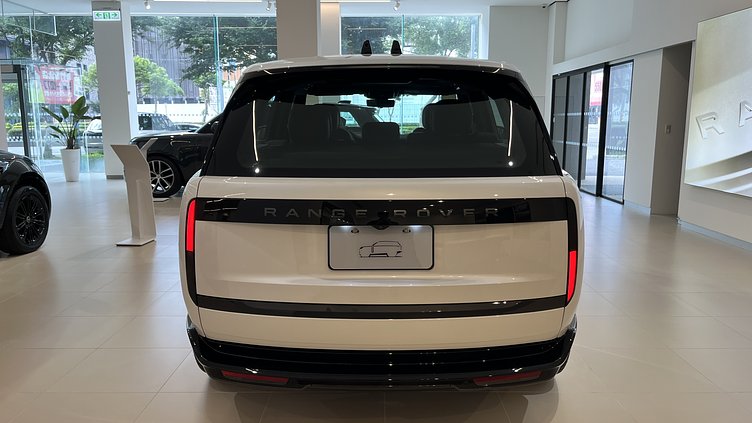 2025 新車 Land Rover Range Rover (1EJ) Ostuni Pearl White 珍珠白 P400 汽油 (輕油電混合) 標準軸距 SE