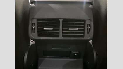Range Rover Velar 25