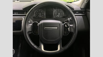 Range Rover Velar 15