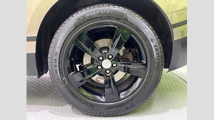 Range Rover Velar 10