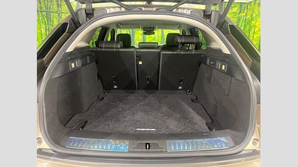 Range Rover Velar 14