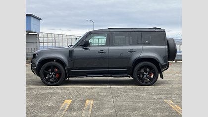 Defender 110 4