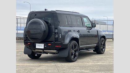 Defender 110 5