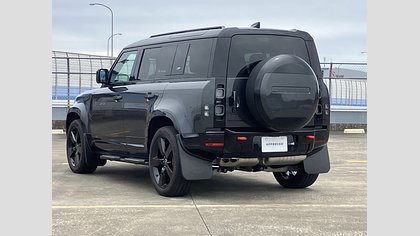Defender 110 7