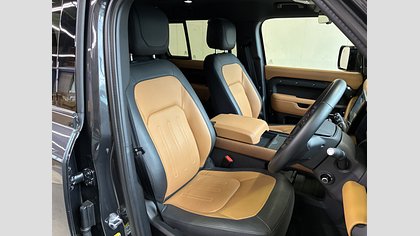 Defender 110 11