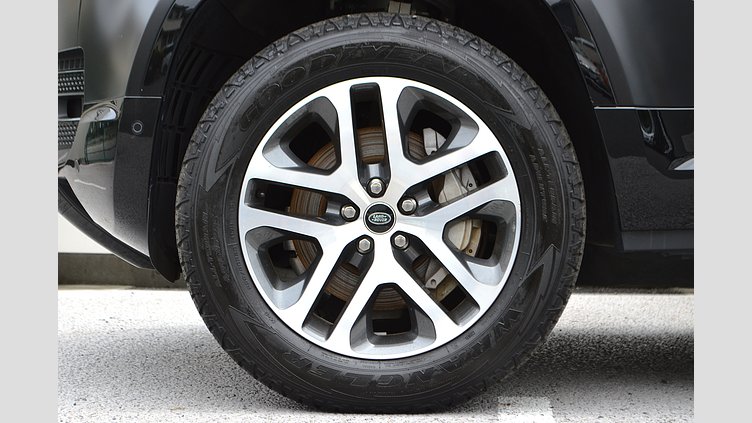 2023 認定中古車 Land Rover Defender 110 Santorini Black D300 AWD（AT） X-DYNAMIC SE