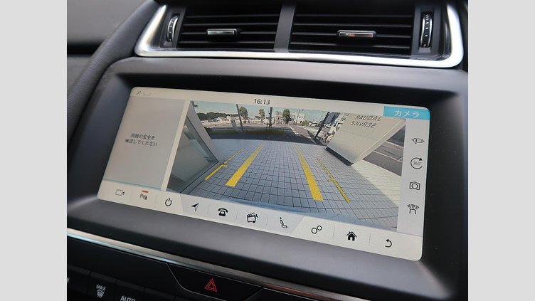 2019 認定中古車 Jaguar E-Pace ユーロンホワイト D180 オートマチック全輪駆動 S