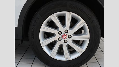 E-Pace 10
