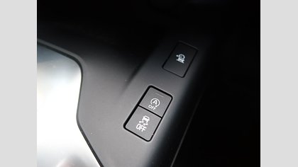 E-Pace 27