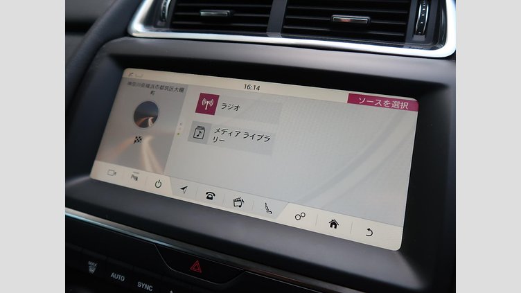 2019 認定中古車 Jaguar E-Pace ユーロンホワイト D180 オートマチック全輪駆動 S