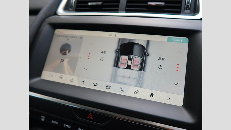 2019 認定中古車 Jaguar E-Pace ユーロンホワイト D180 オートマチック全輪駆動 S