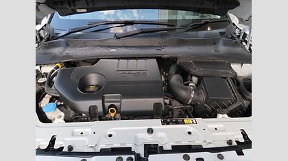 E-Pace 40