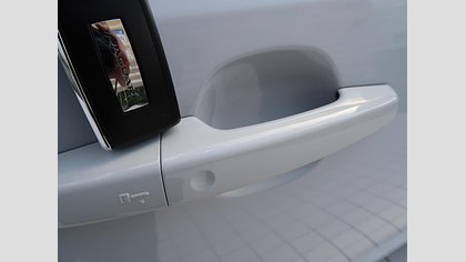 E-Pace 33