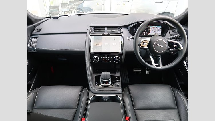 2024 認定中古車 Jaguar E-Pace オストゥーニパールホワイト D200マイルドハイブリッド（ディーゼル） R-DYNAMIC HSE