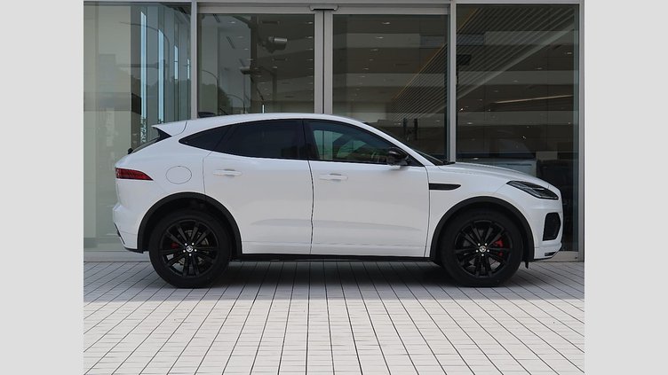 2024 認定中古車 Jaguar E-Pace オストゥーニパールホワイト D200マイルドハイブリッド（ディーゼル） R-DYNAMIC HSE