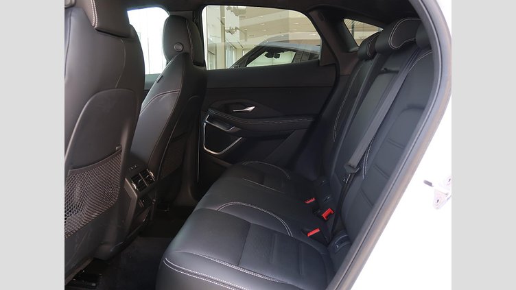 2024 認定中古車 Jaguar E-Pace オストゥーニパールホワイト D200マイルドハイブリッド（ディーゼル） R-DYNAMIC HSE