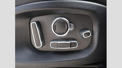 E-Pace 41