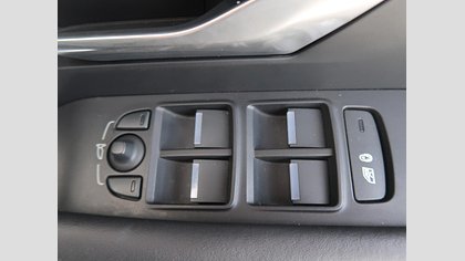 E-Pace 49