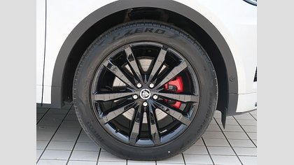 E-Pace 9