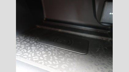 E-Pace 54