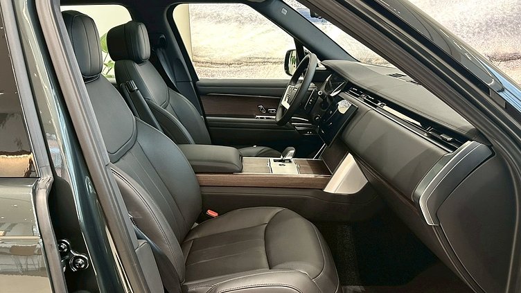 2025 新車 Land Rover Range Rover Belgravia Green D350  標準軸距 SE