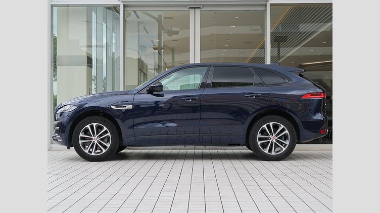 2016 認定中古車 Jaguar F-Pace Loire Blue ガソリン Ｒ－スポーツ