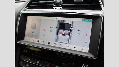F-Pace 24
