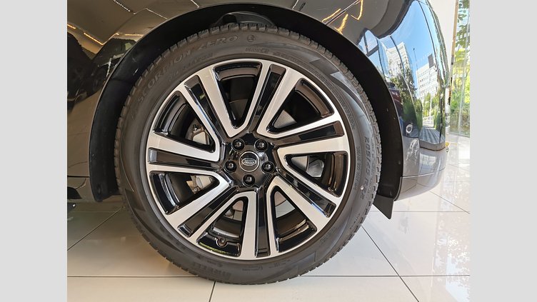 2024 認定中古車 Land Rover Range Rover サントリーニブラック D300 AWD MHEV（AT） スタンダードホイールベース HSE